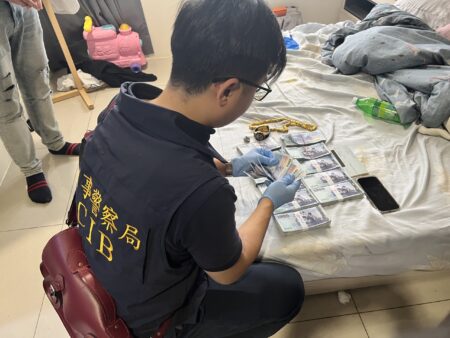 查扣證物。圖／刑事警察局