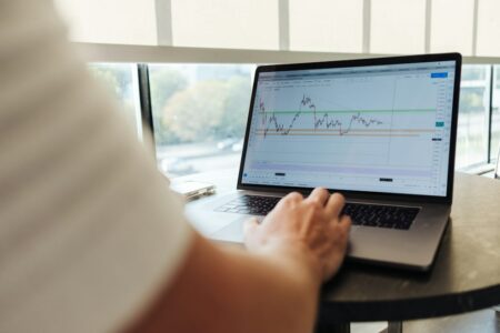 灣1月消費者信心達72.1，創下22個月新高。圖／Unsplash.com
