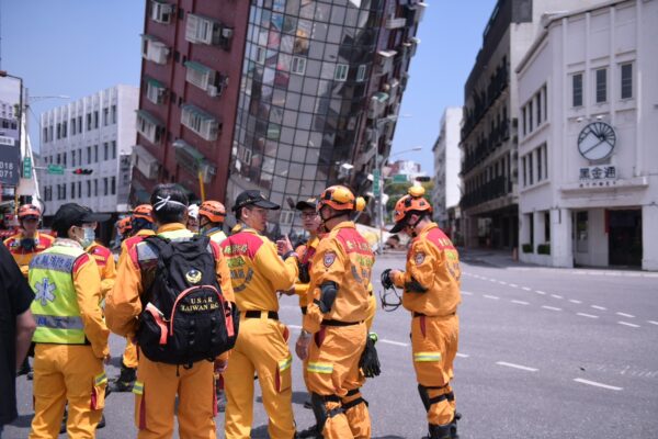 ▲警消啟動救援刻不容緩。（圖／花蓮縣政府提供）