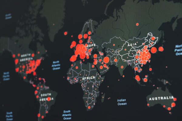 根據世界衛生組織(World Health Organization, 以下簡稱WHO) 指出,有30-50%的癌症是可以預防的。圖/unsplash.com