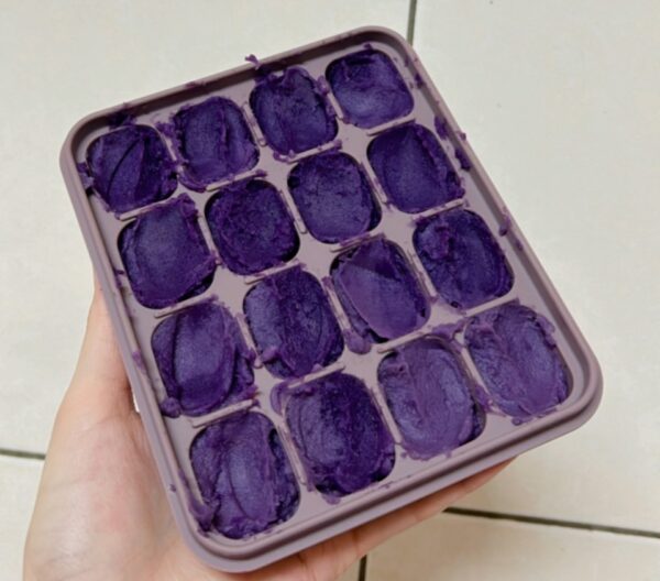 從4個月開始,家長可逐步引入少量副食品。圖/曾璟星